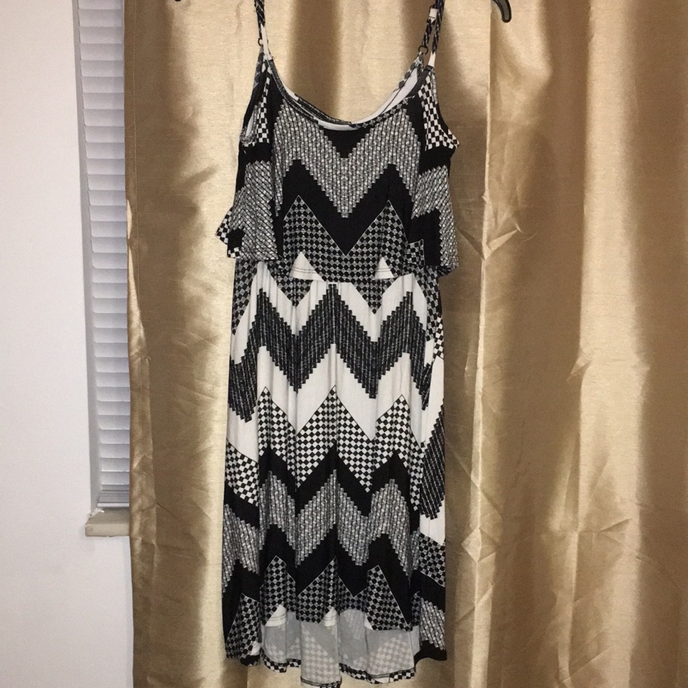 Black and white print dress